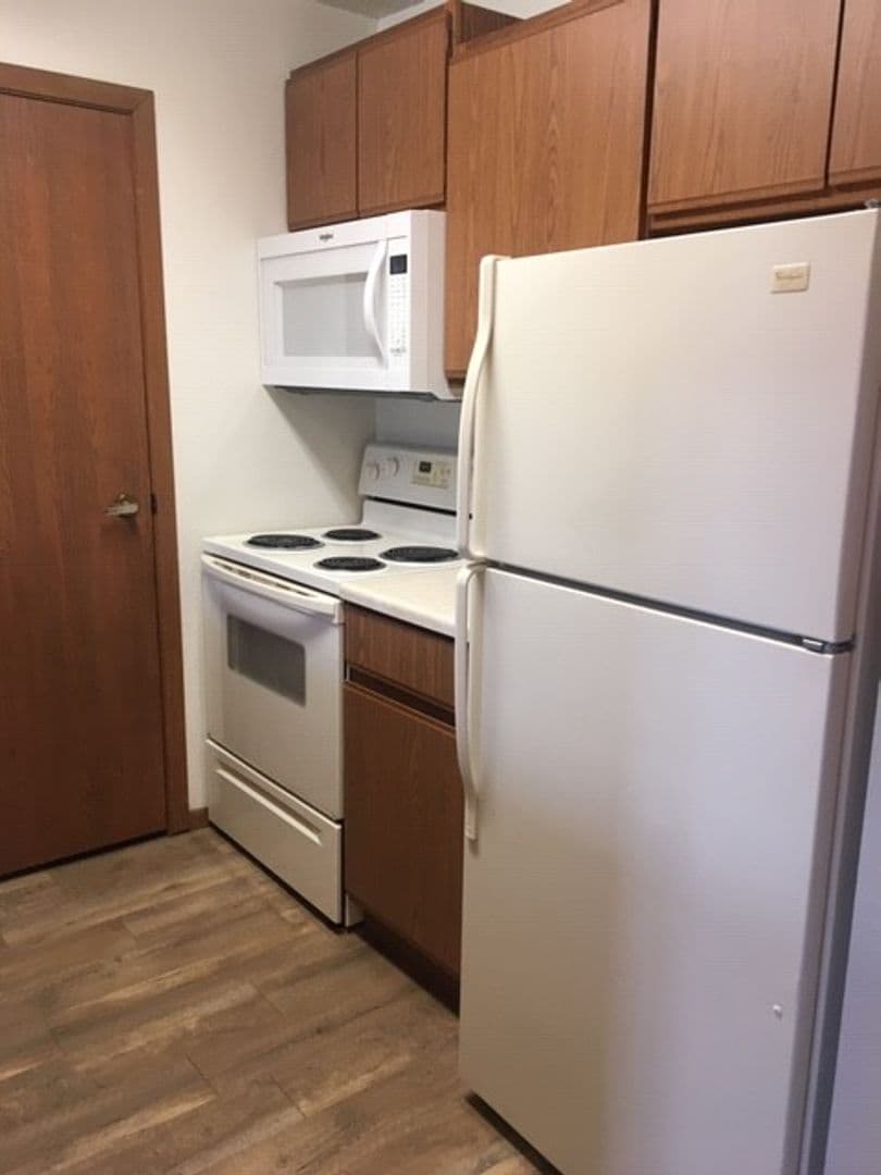 Fargo Apartment: 4602 16th Ave S