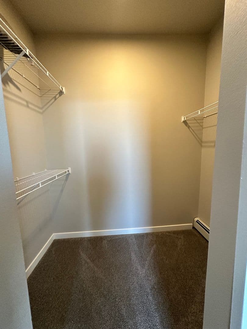 Fargo Apartment: 4711 45th St S