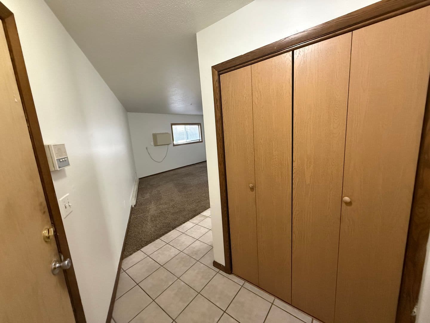 Moorhead Apartment: 1308 27th Ave S