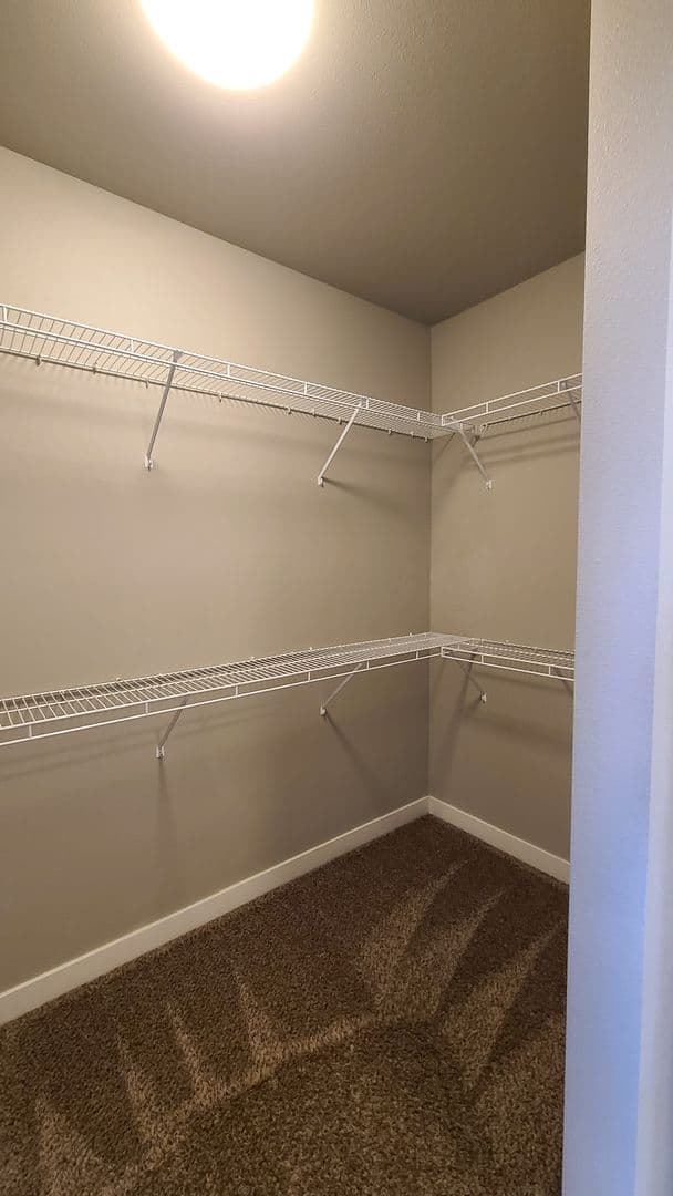 Fargo Apartment: 1632 51st St S