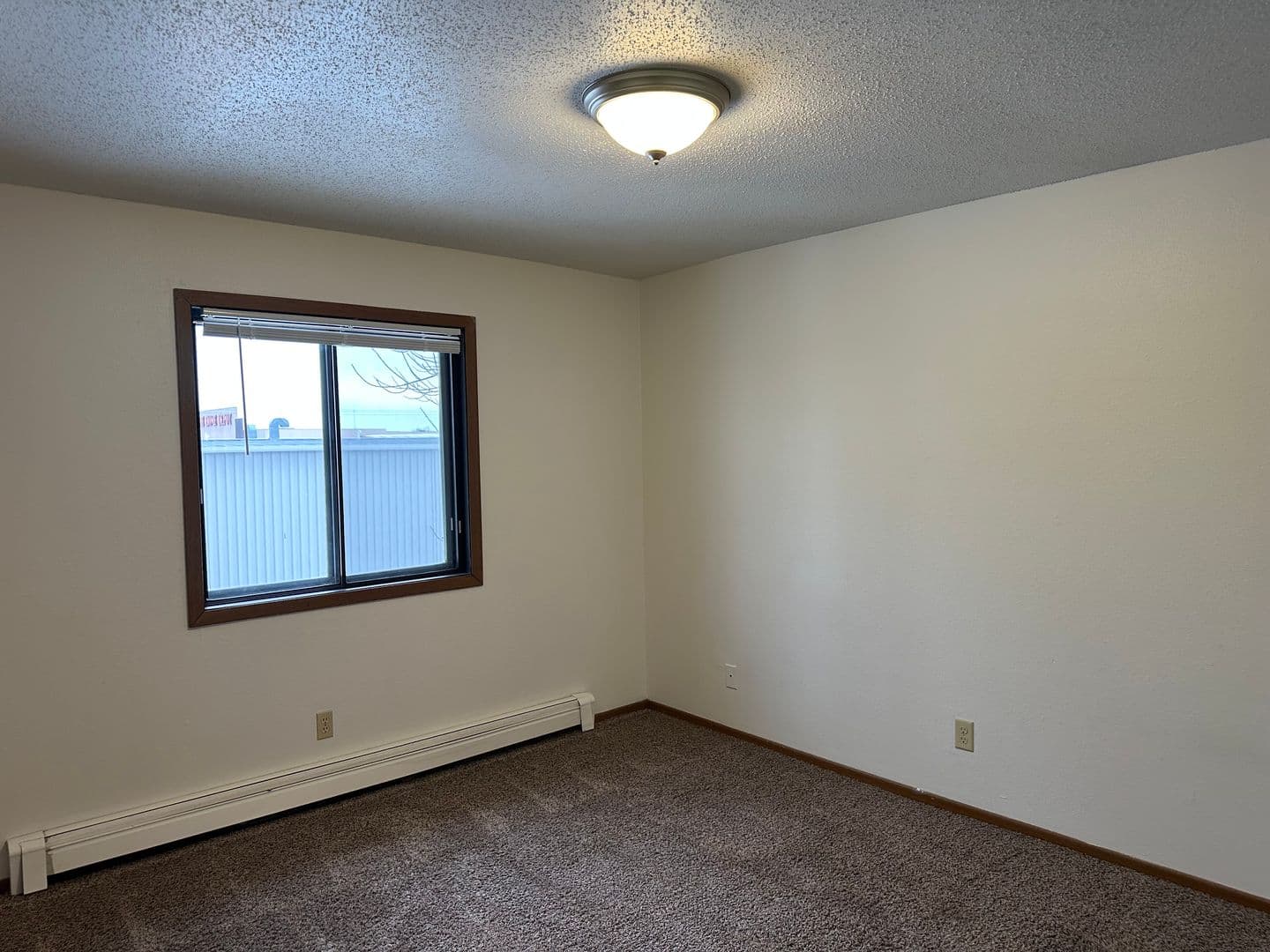 Fargo Apartment: 1602 47th St S