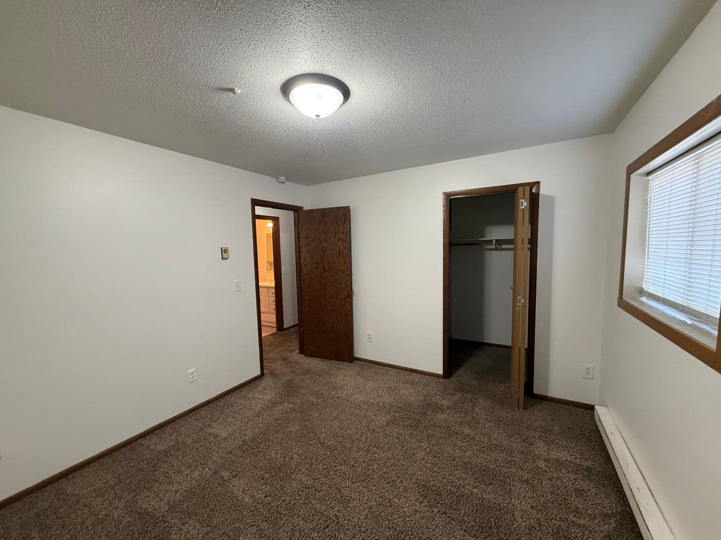 Moorhead Apartment: 1308 27th Ave S