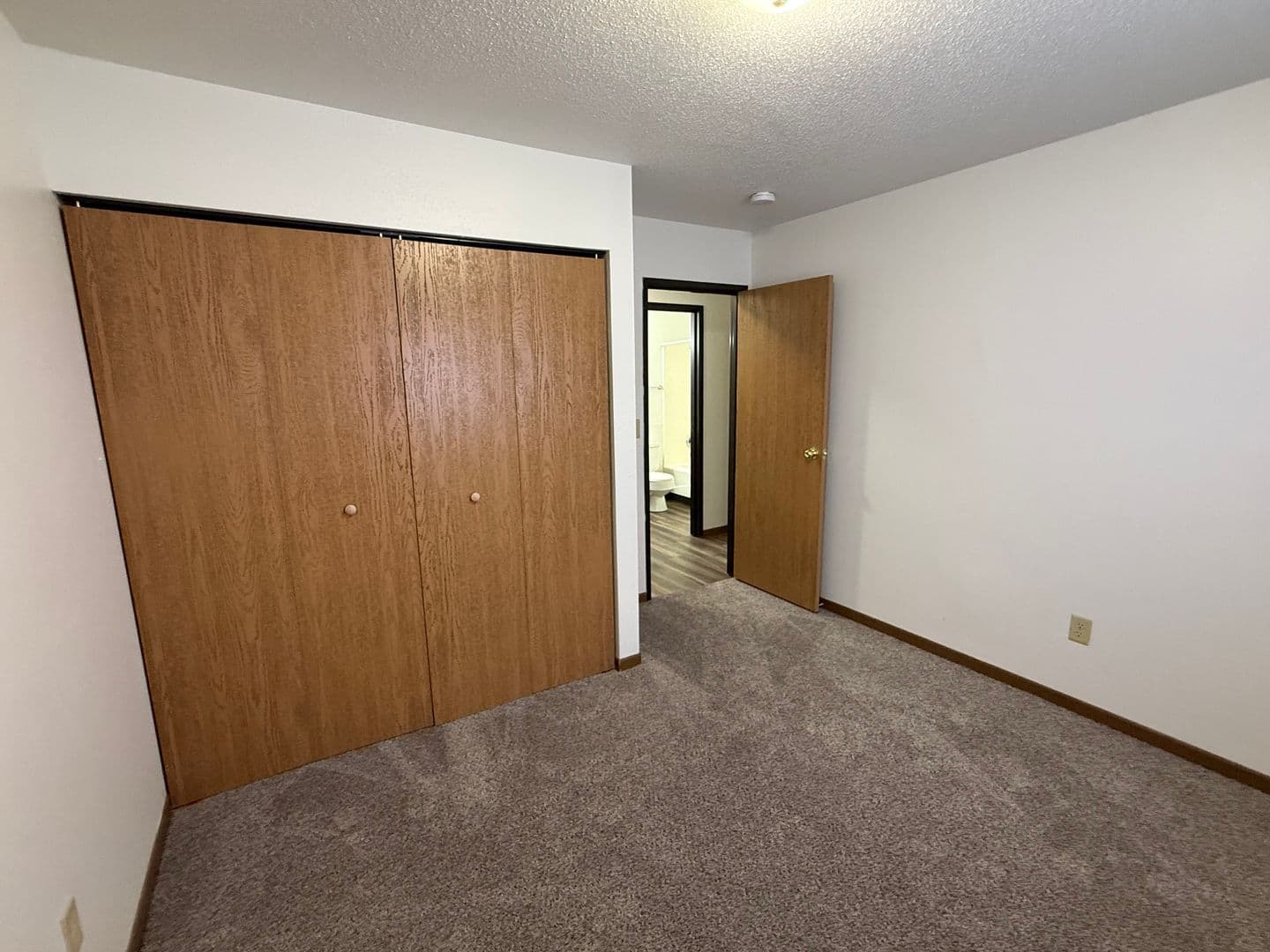 Moorhead Apartment: 1310 28th Ave S
