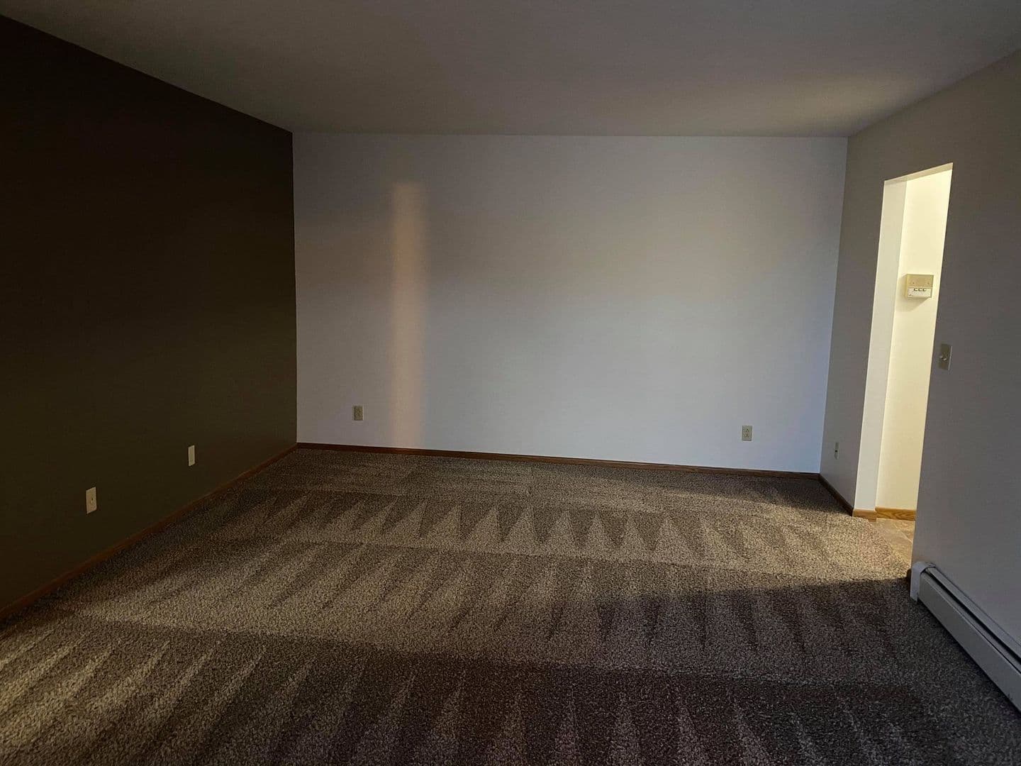 Moorhead Apartment: 2610 11th St S