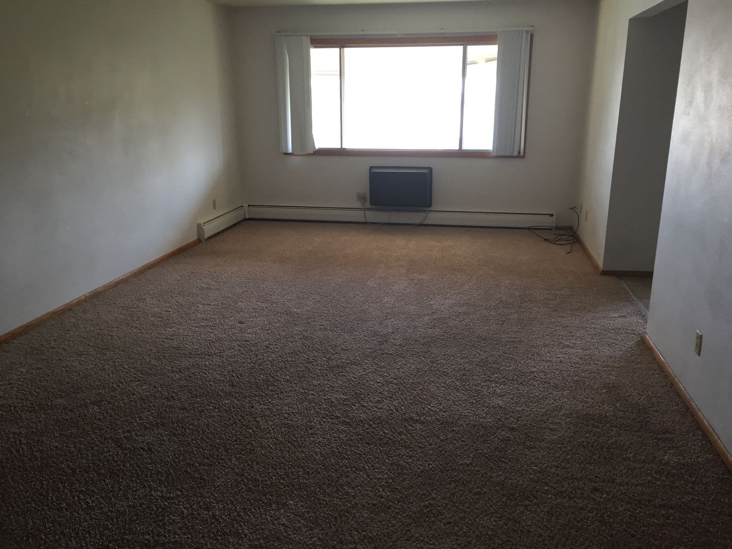 Moorhead Apartment: 924 24th Ave S