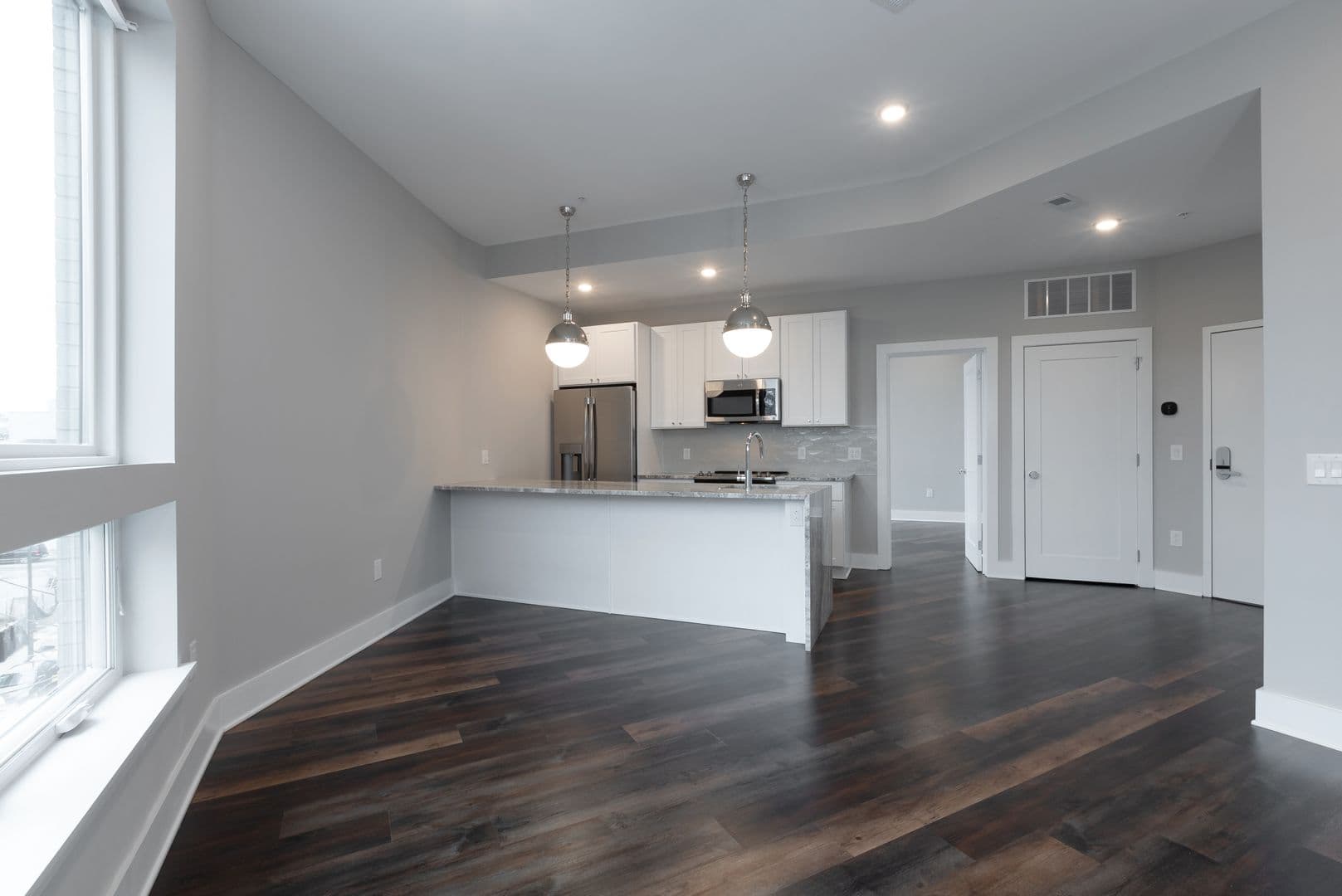 Philadelphia Apartment: 1555 Ridge Avenue