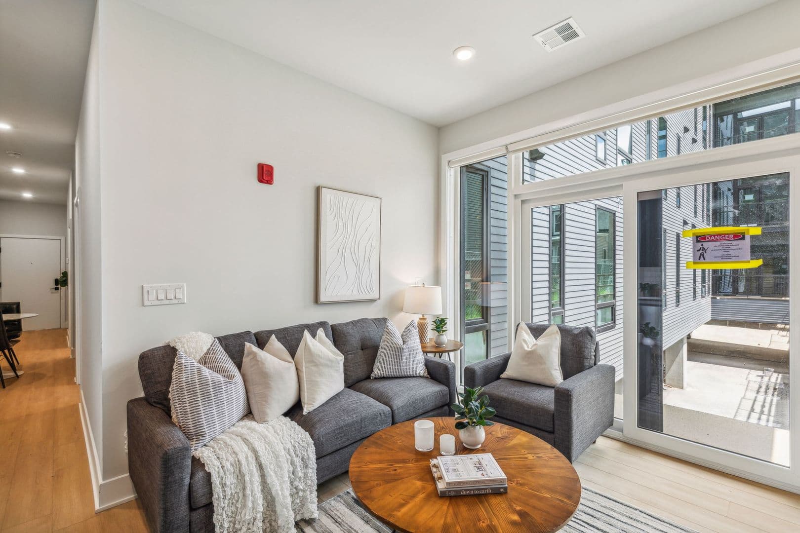 Philadelphia Apartment: 6910 Ridge Avenue