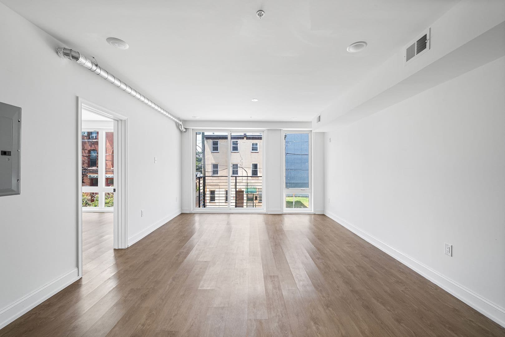 Philadelphia Apartment: 1614 Ridge Ave