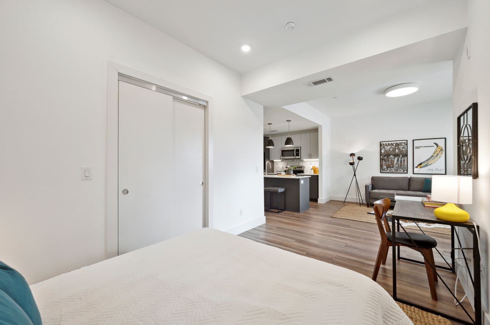 Philadelphia Apartment: 3029 Glenwood St