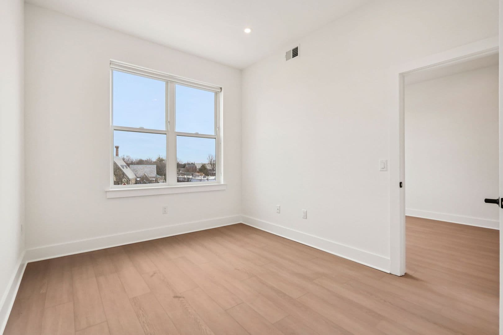 Philadelphia Apartment: 20-30 W Allens Ln