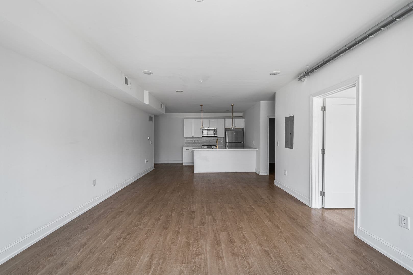 Philadelphia Apartment: 1614 Ridge Ave