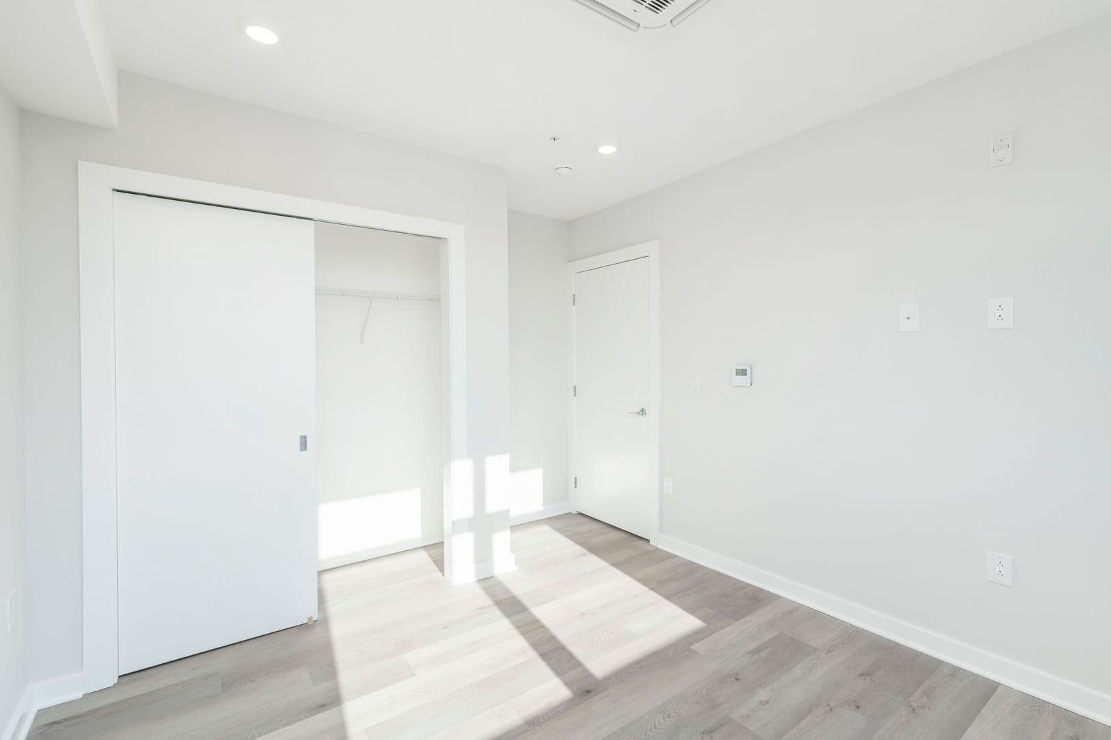 Philadelphia Apartment: 3449 Scotts Ln