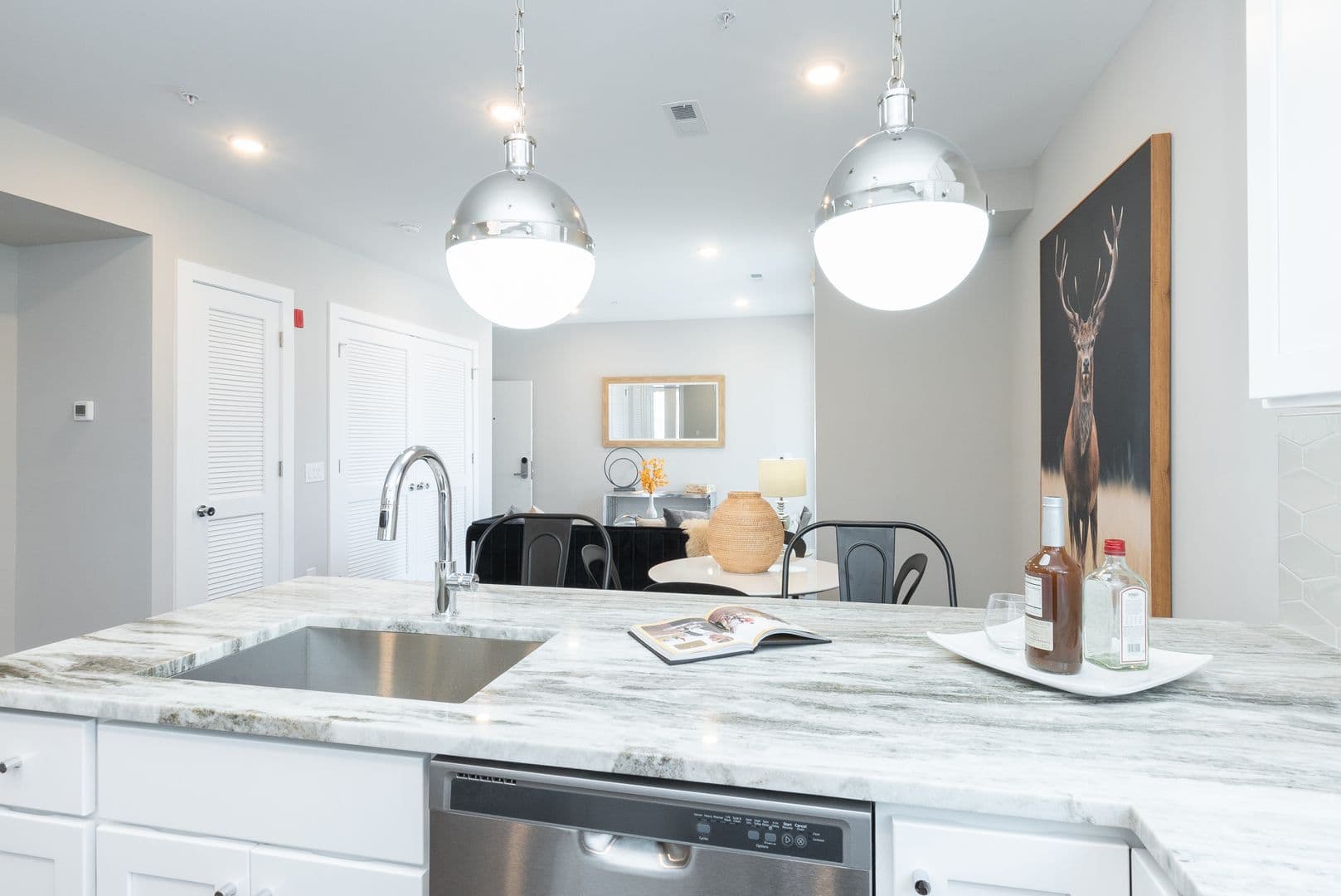 Philadelphia Apartment: 45 W Haines Street