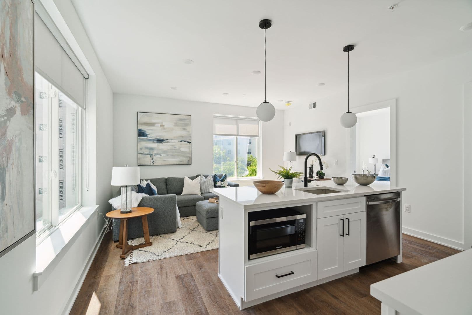Philadelphia Apartment: 5904 Germantown Ave
