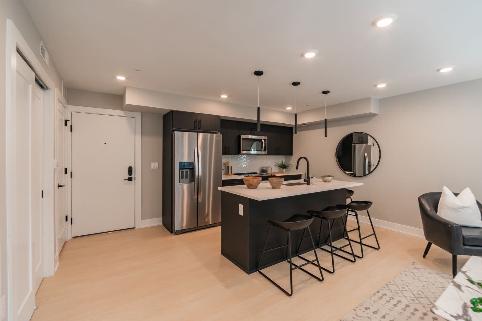 Philadelphia Apartment: 6604 Ridge Ave