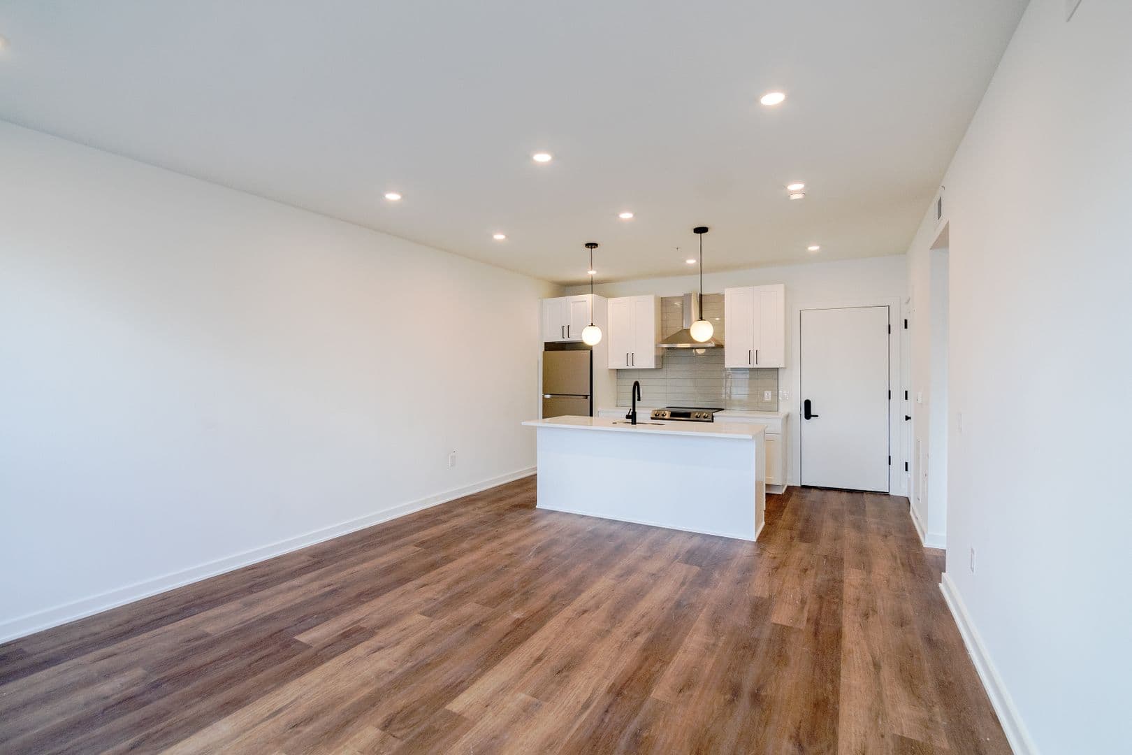 Philadelphia Apartment: 5904 Germantown Ave