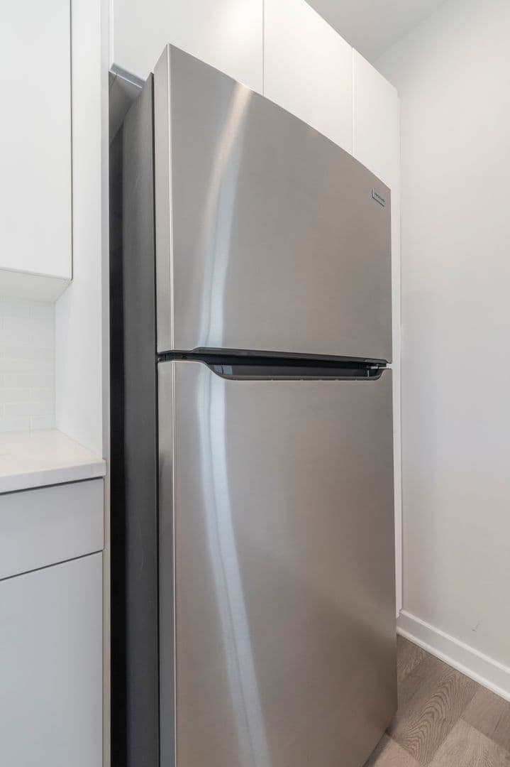 Philadelphia Apartment: 3449 Scotts Ln