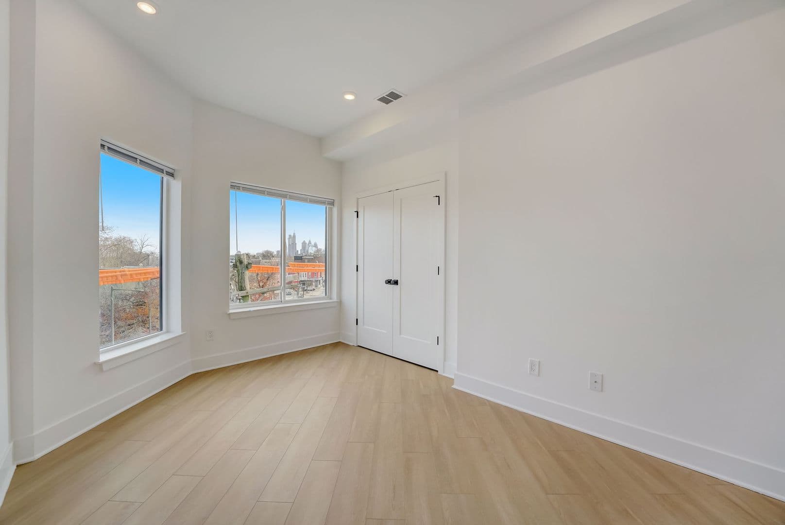 Philadelphia Apartment: 4200 Lancaster Avenue