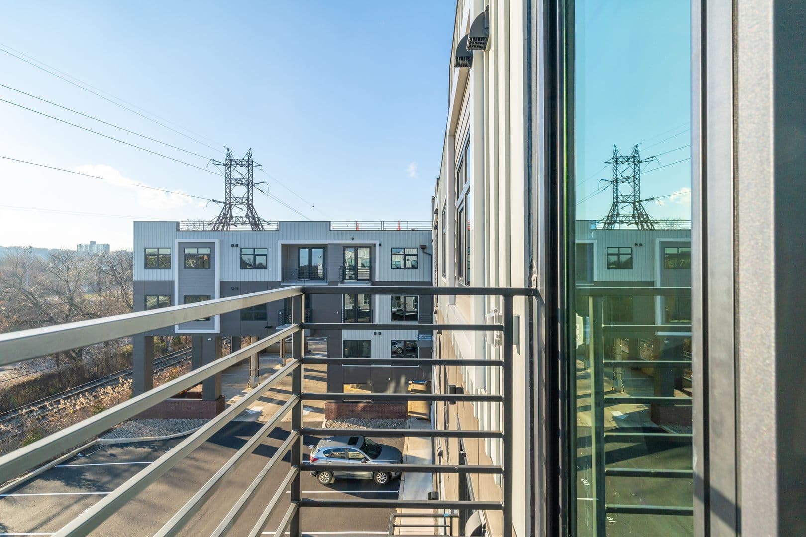 Philadelphia Apartment: 3449 Scotts Ln