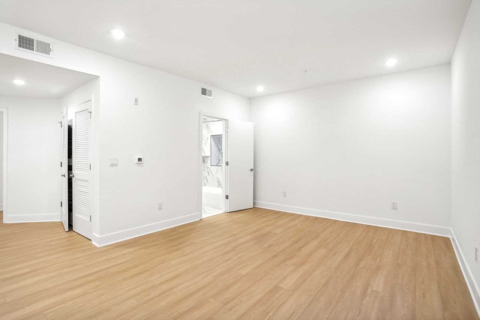 Philadelphia Apartment: 3952 Lancaster Avenue