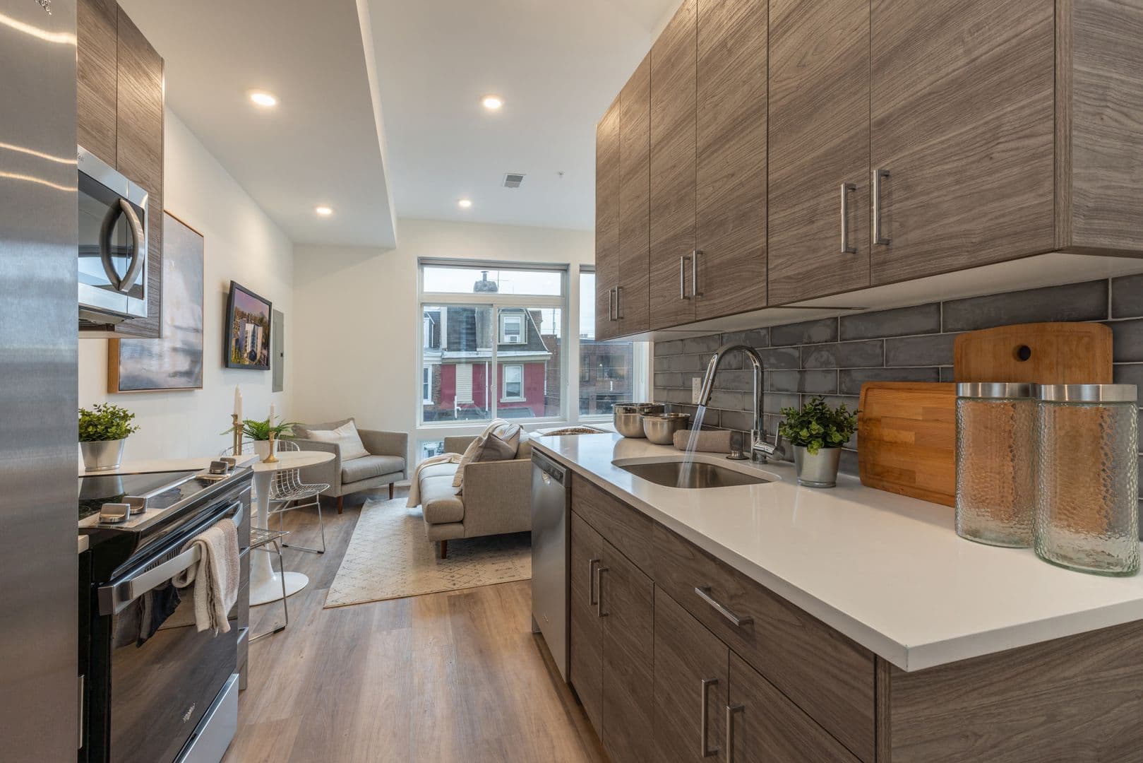Philadelphia Apartment: 5545 Pulaski Avenue