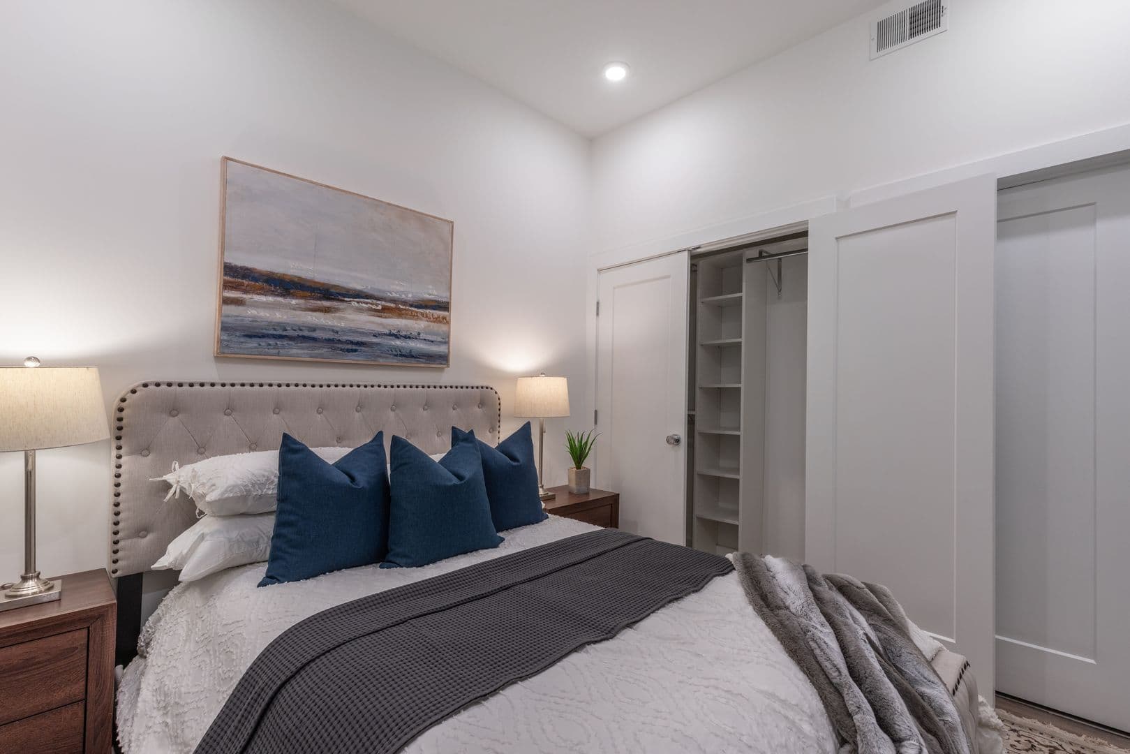 Philadelphia Apartment: 5545 Pulaski Avenue