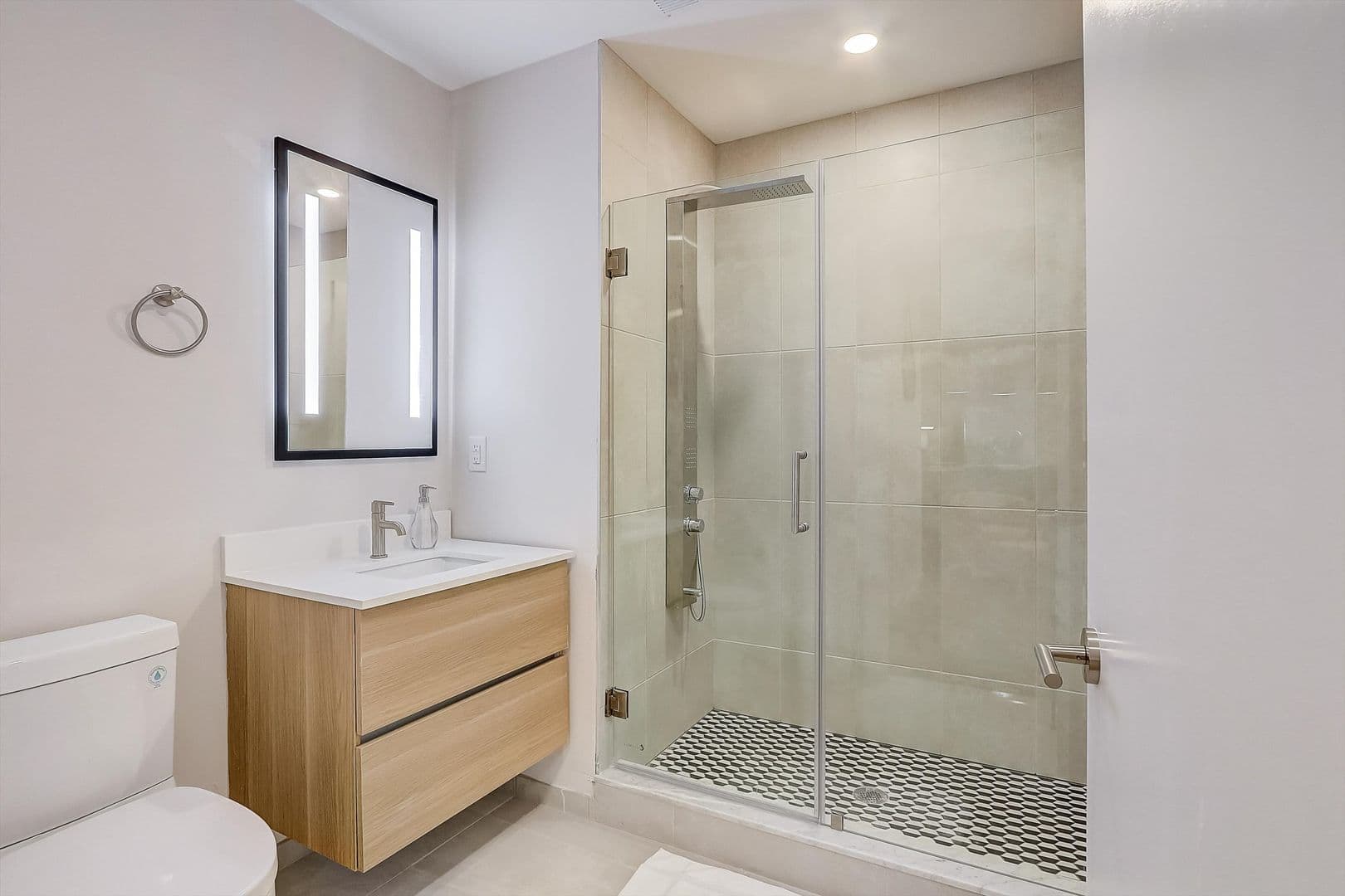Philadelphia Apartment: 3029 Glenwood St