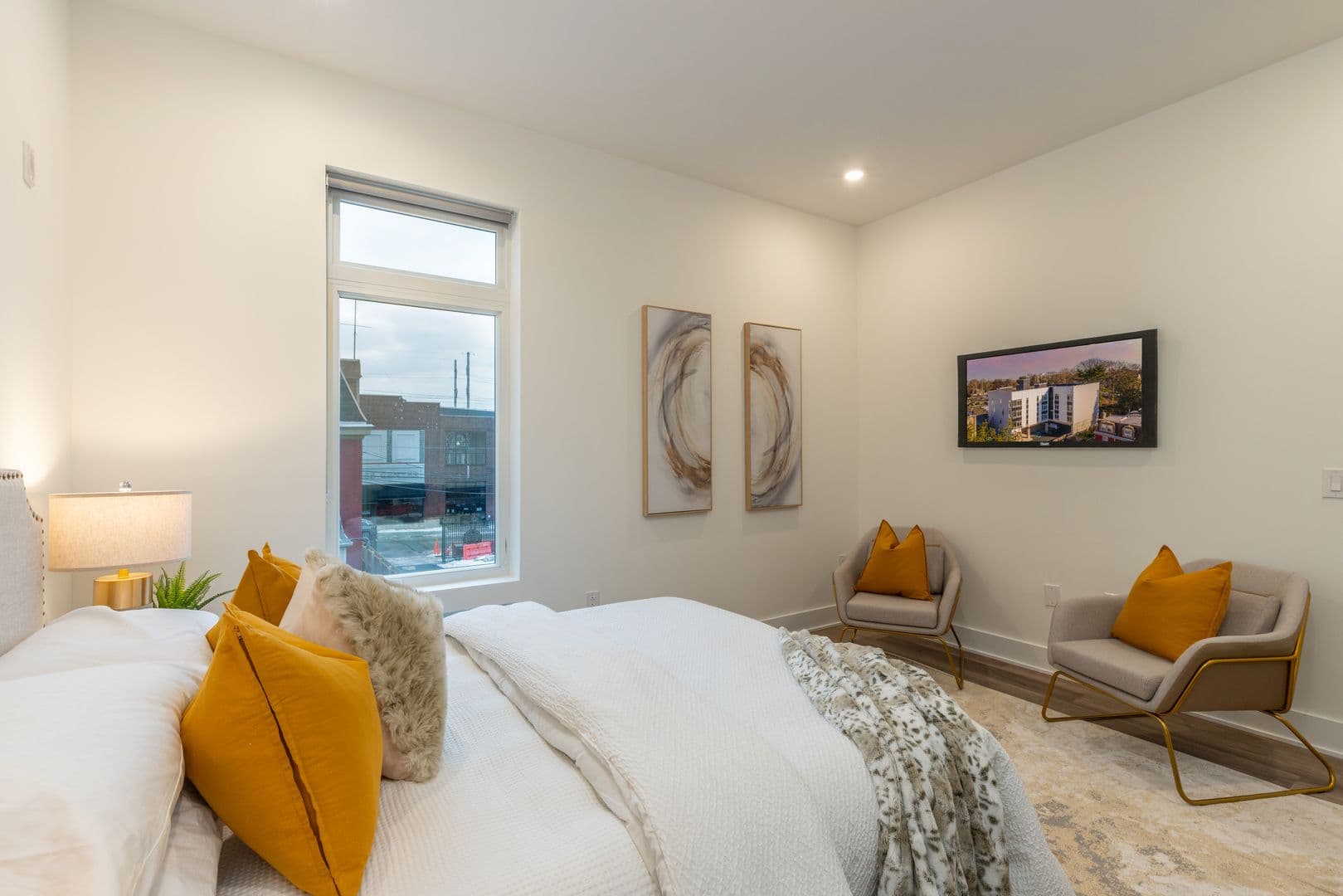 Philadelphia Apartment: 5545 Pulaski Avenue