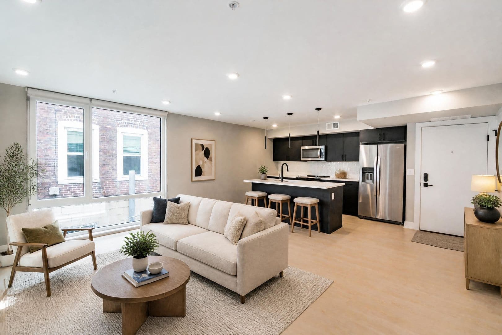 Philadelphia Apartment: 6604 Ridge Ave