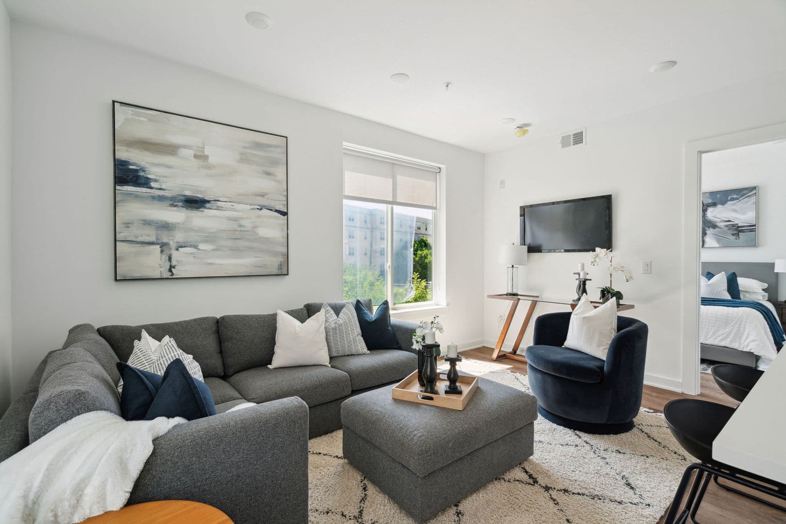 Philadelphia Apartment: 5904 Germantown Ave