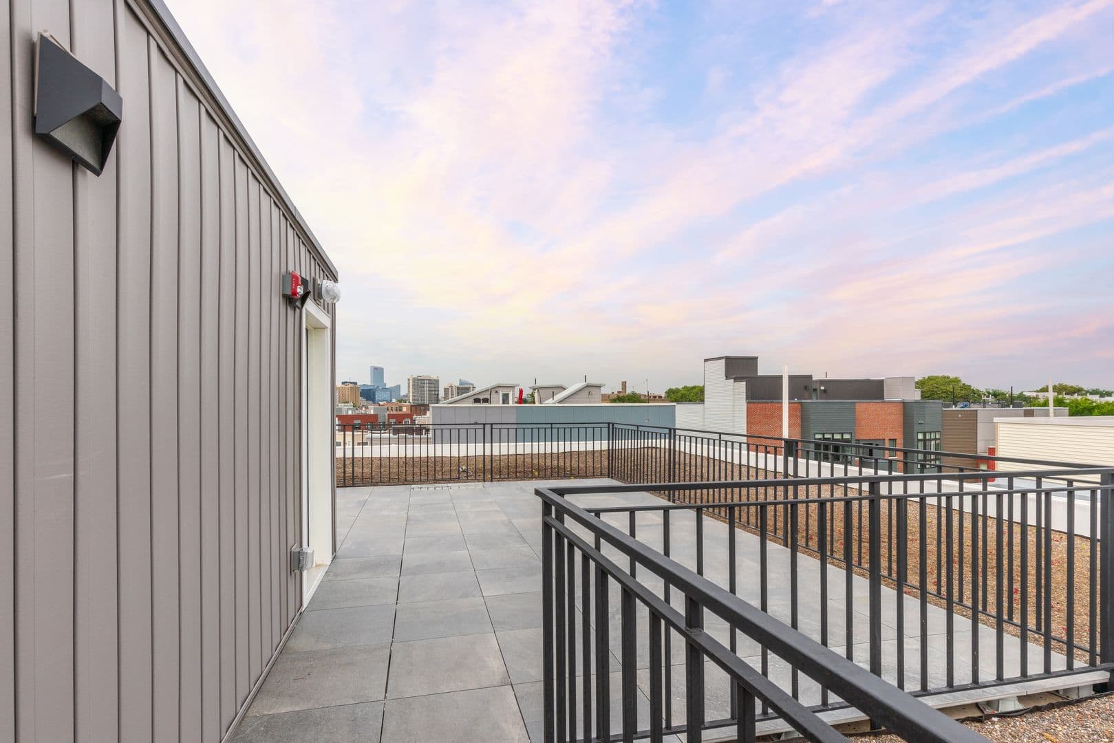 Philadelphia Apartment: 1533-1535 Ridge Avenue