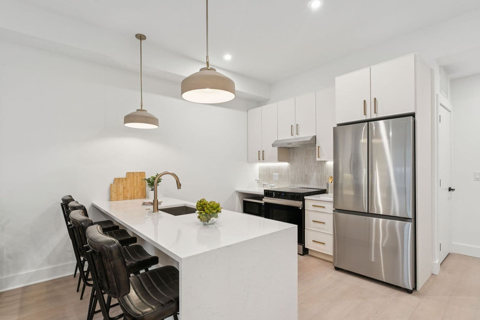 Philadelphia Apartment: 20-30 W Allens Ln