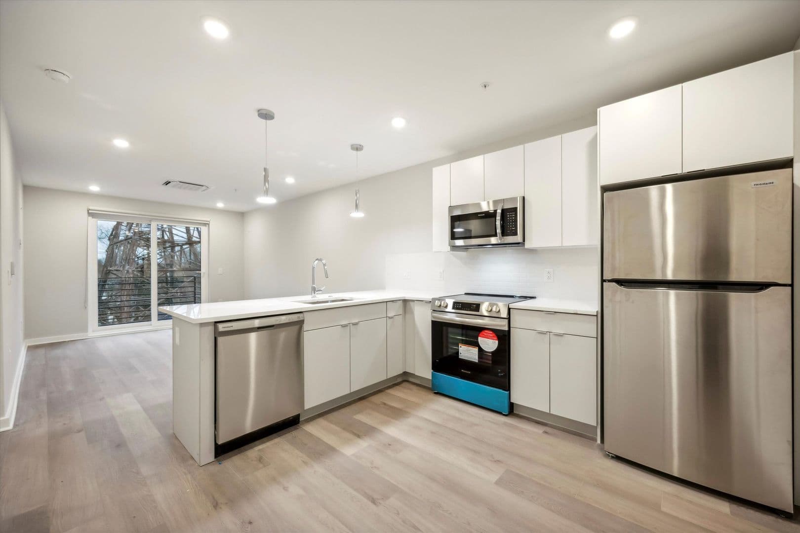 Philadelphia Apartment: 3449 Scotts Ln