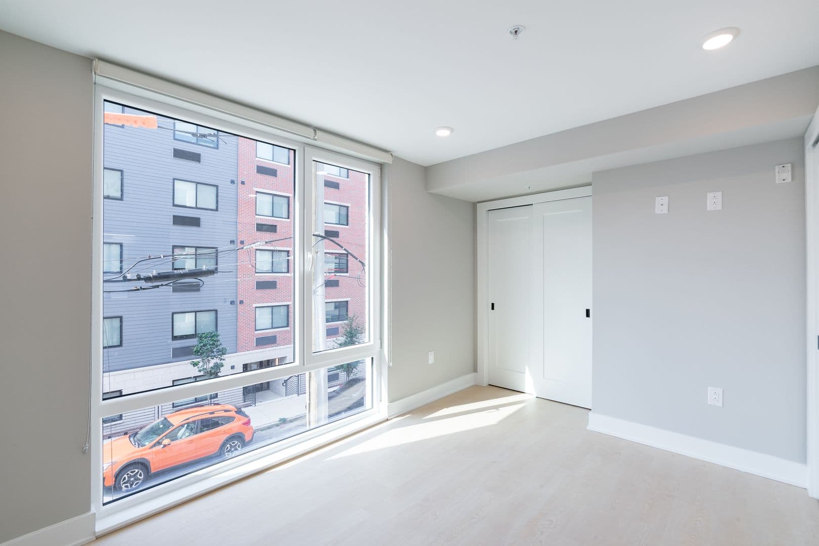 Philadelphia Apartment: 6604 Ridge Ave