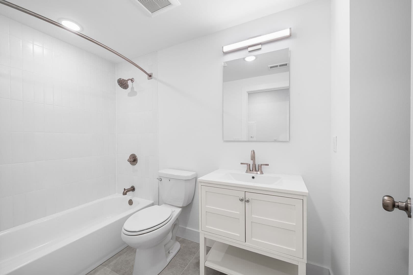 Philadelphia Apartment: 4324 Lancaster Ave