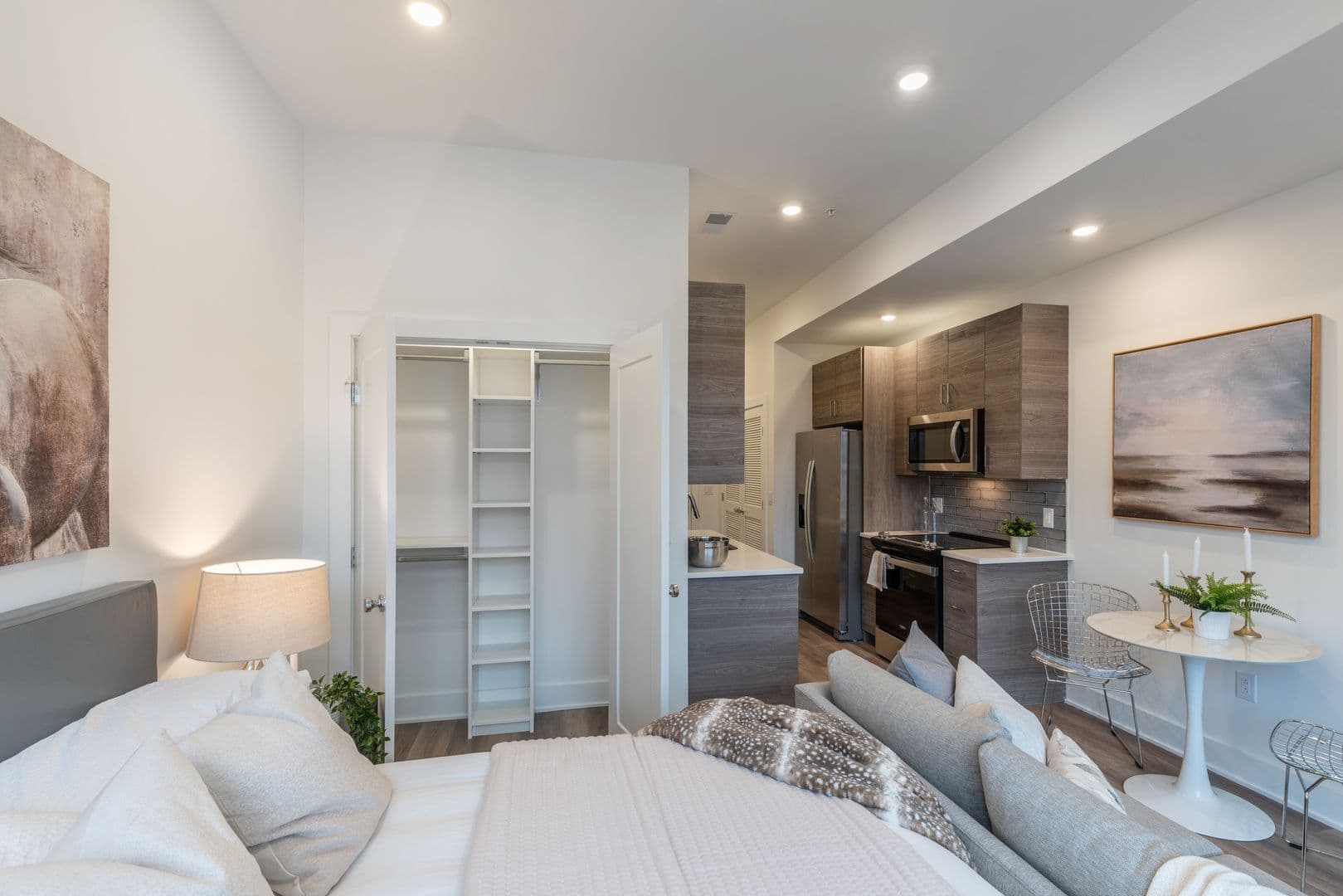 Philadelphia Apartment: 5545 Pulaski Avenue