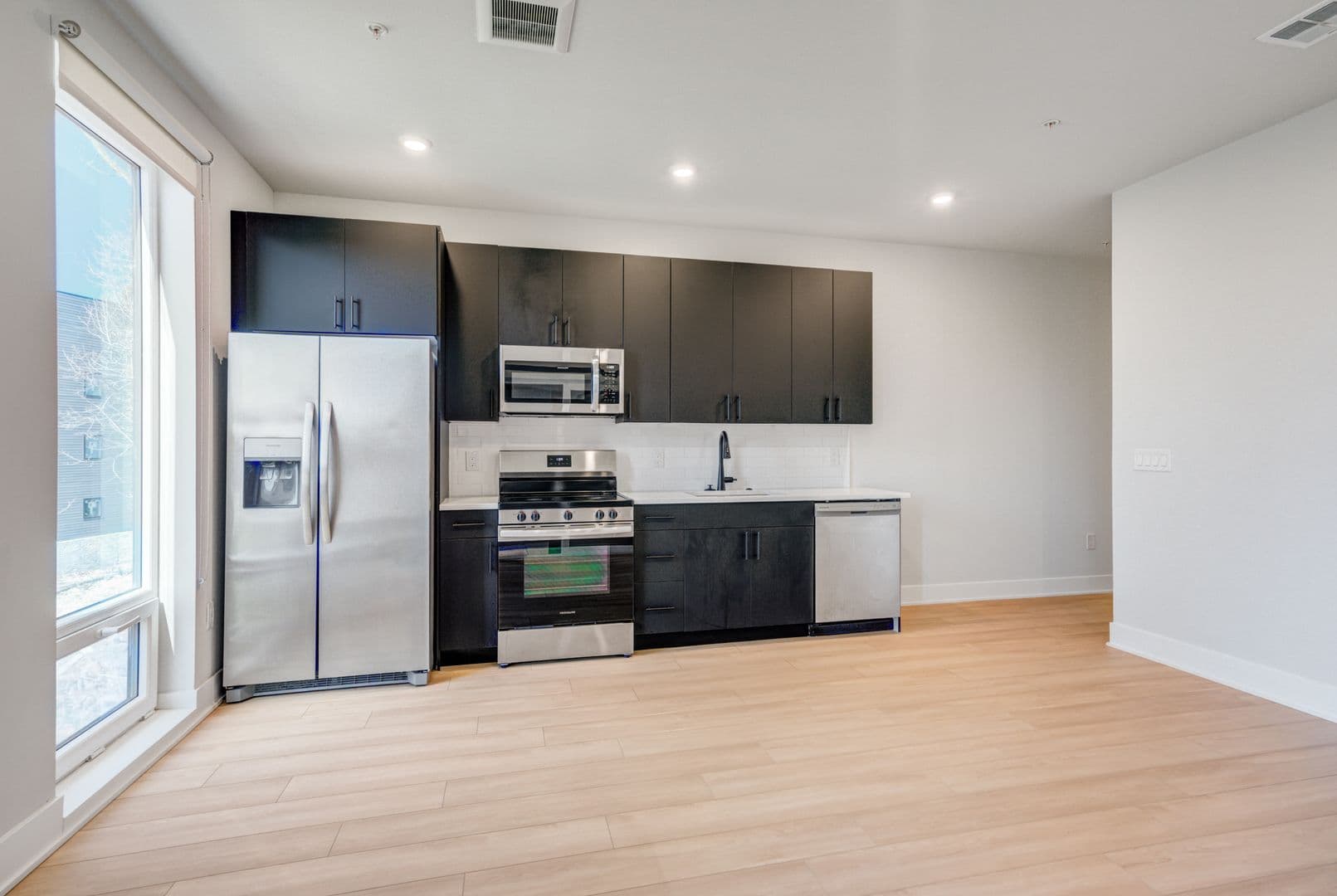 Philadelphia Apartment: 6910 Ridge Avenue