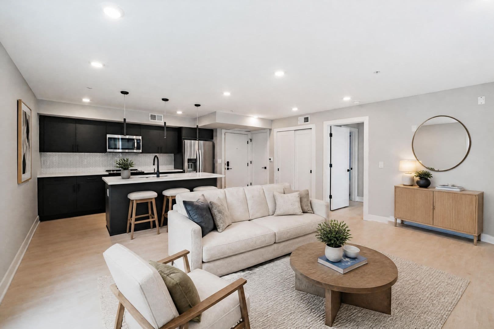 Philadelphia Apartment: 6604 Ridge Ave