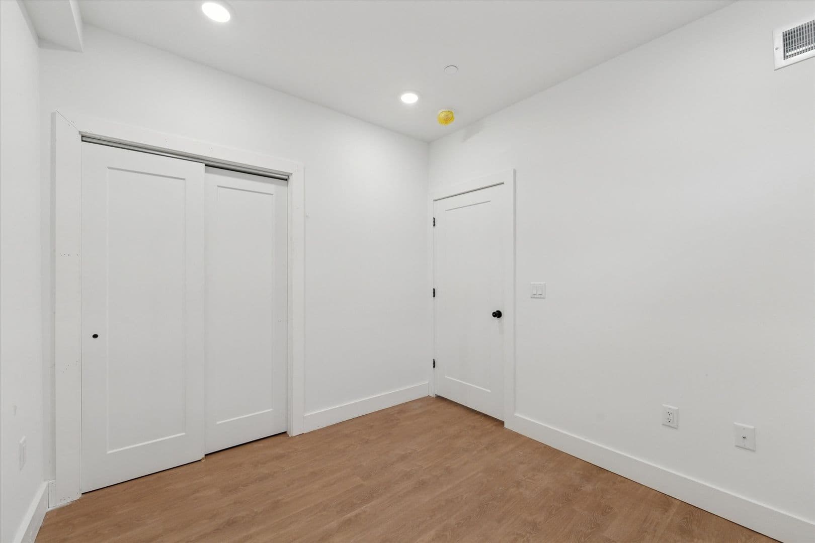 Philadelphia Apartment: 2520 N Front Street