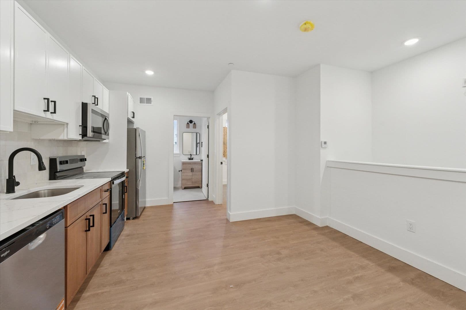 Philadelphia Apartment: 2520 N Front Street