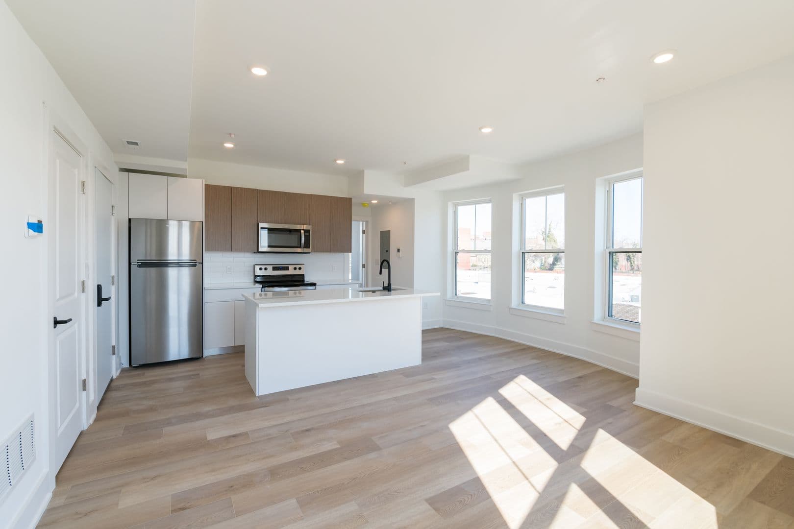 Philadelphia Apartment: 5900 Germantown Ave