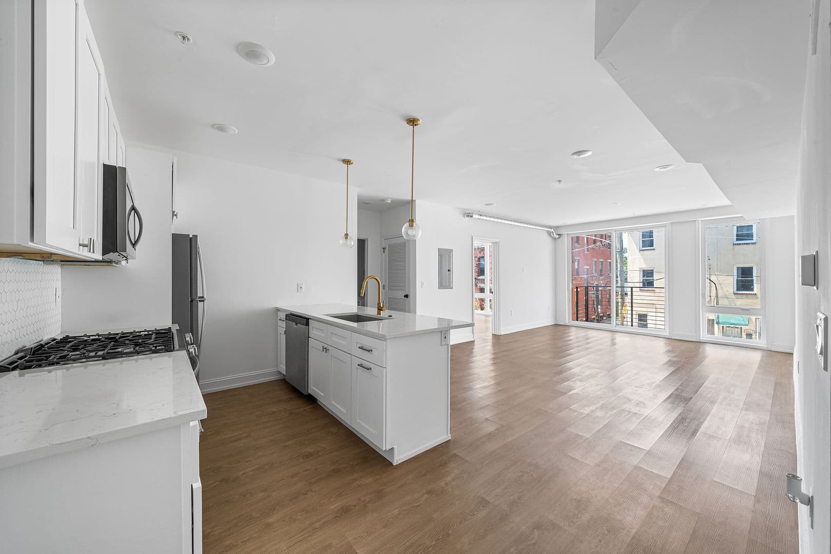 Philadelphia Apartment: 1614 Ridge Ave