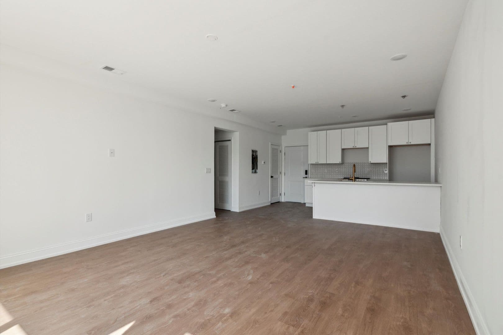 Philadelphia Apartment: 1614 Ridge Ave