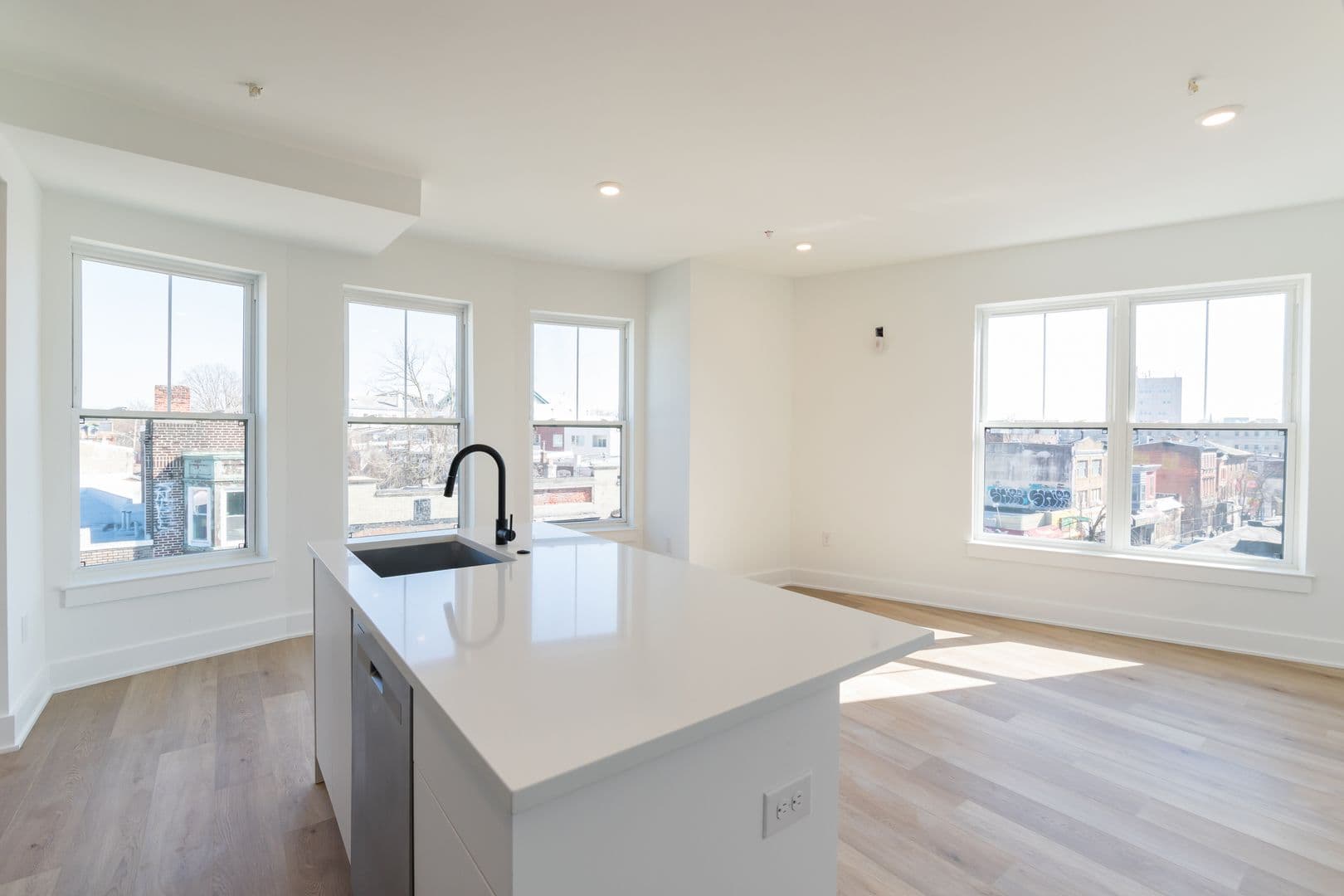 Philadelphia Apartment: 5900 Germantown Ave