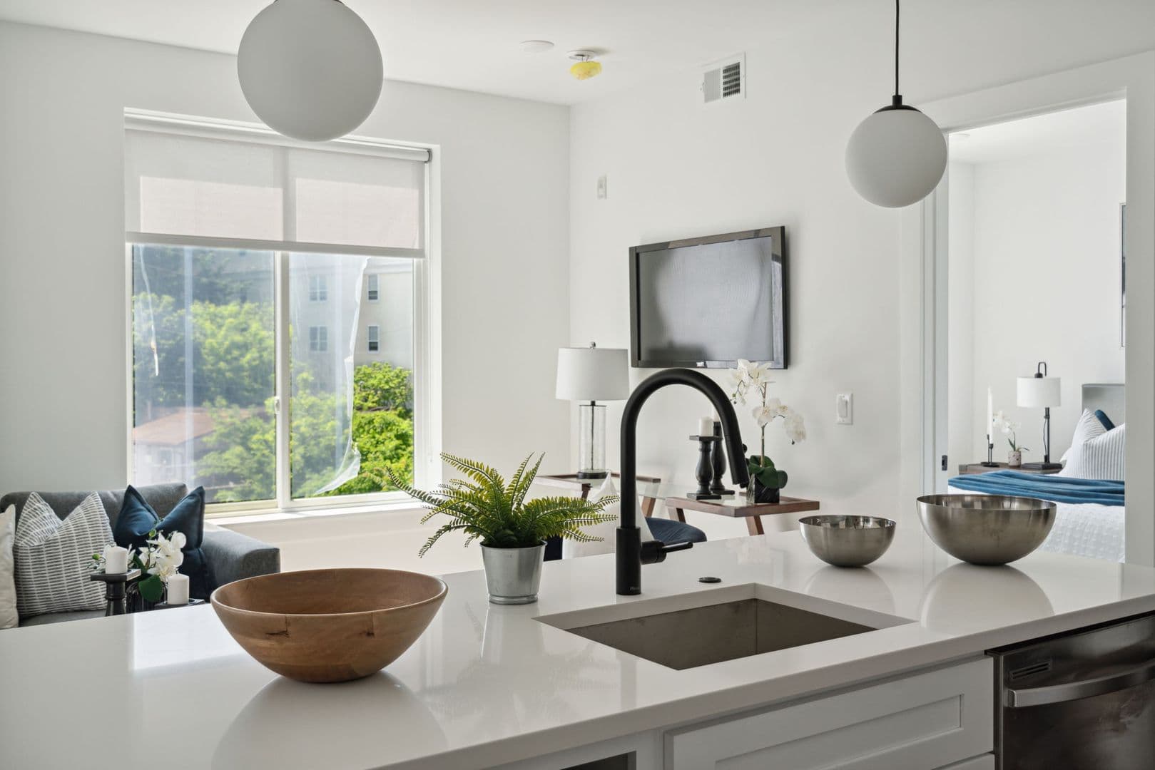 Philadelphia Apartment: 5904 Germantown Ave