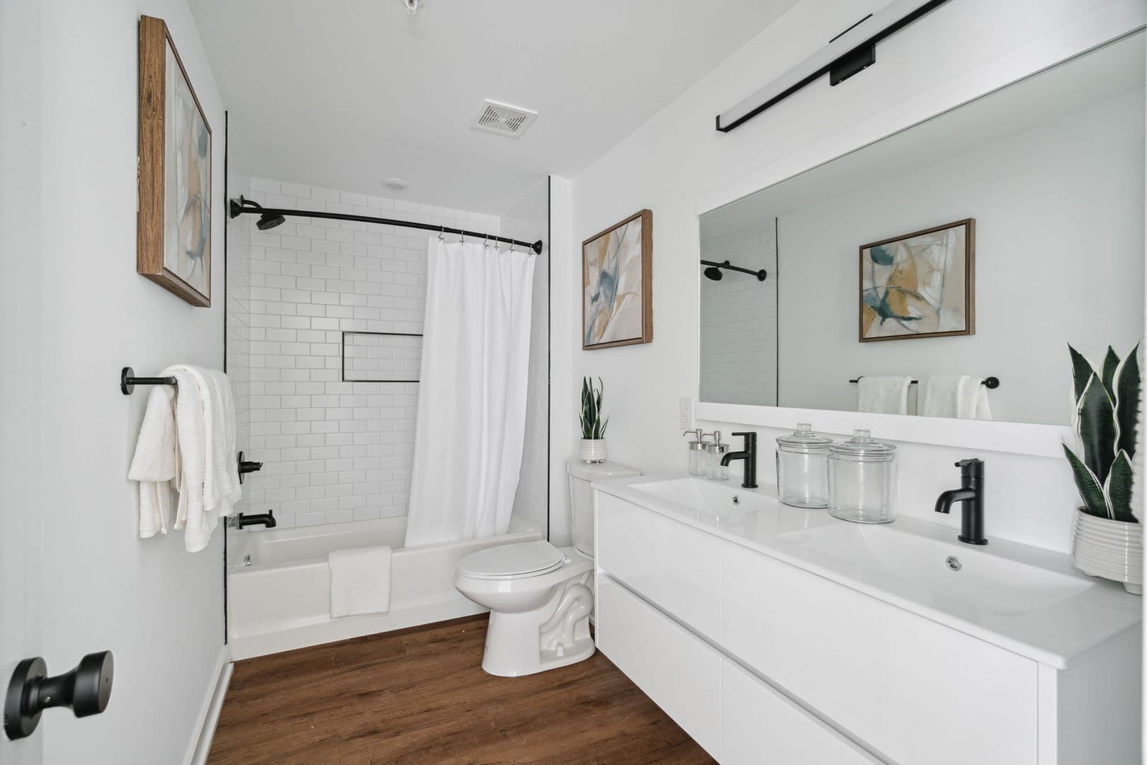 Philadelphia Apartment: 5904 Germantown Ave