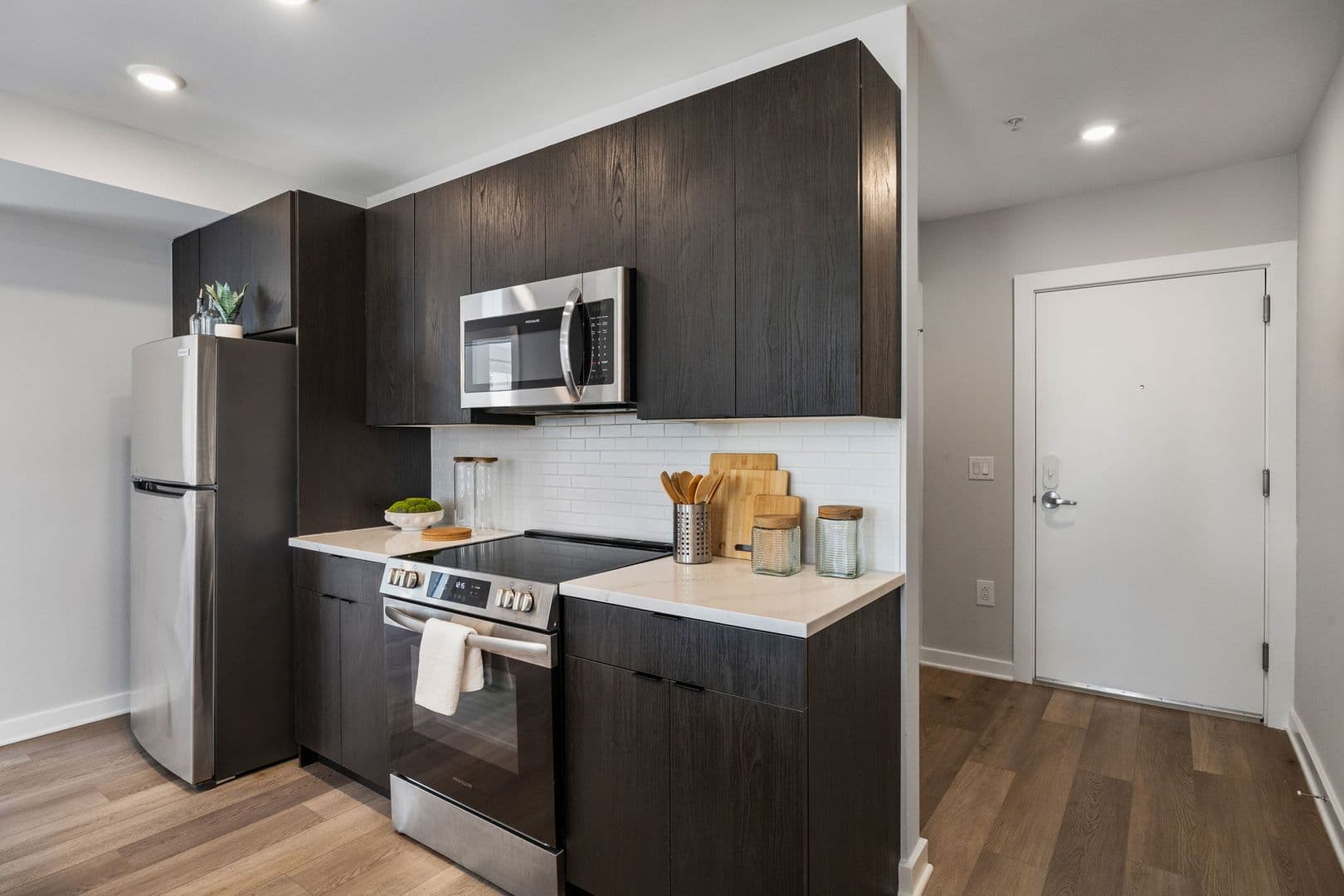 Philadelphia Apartment: 3449 Scotts Ln