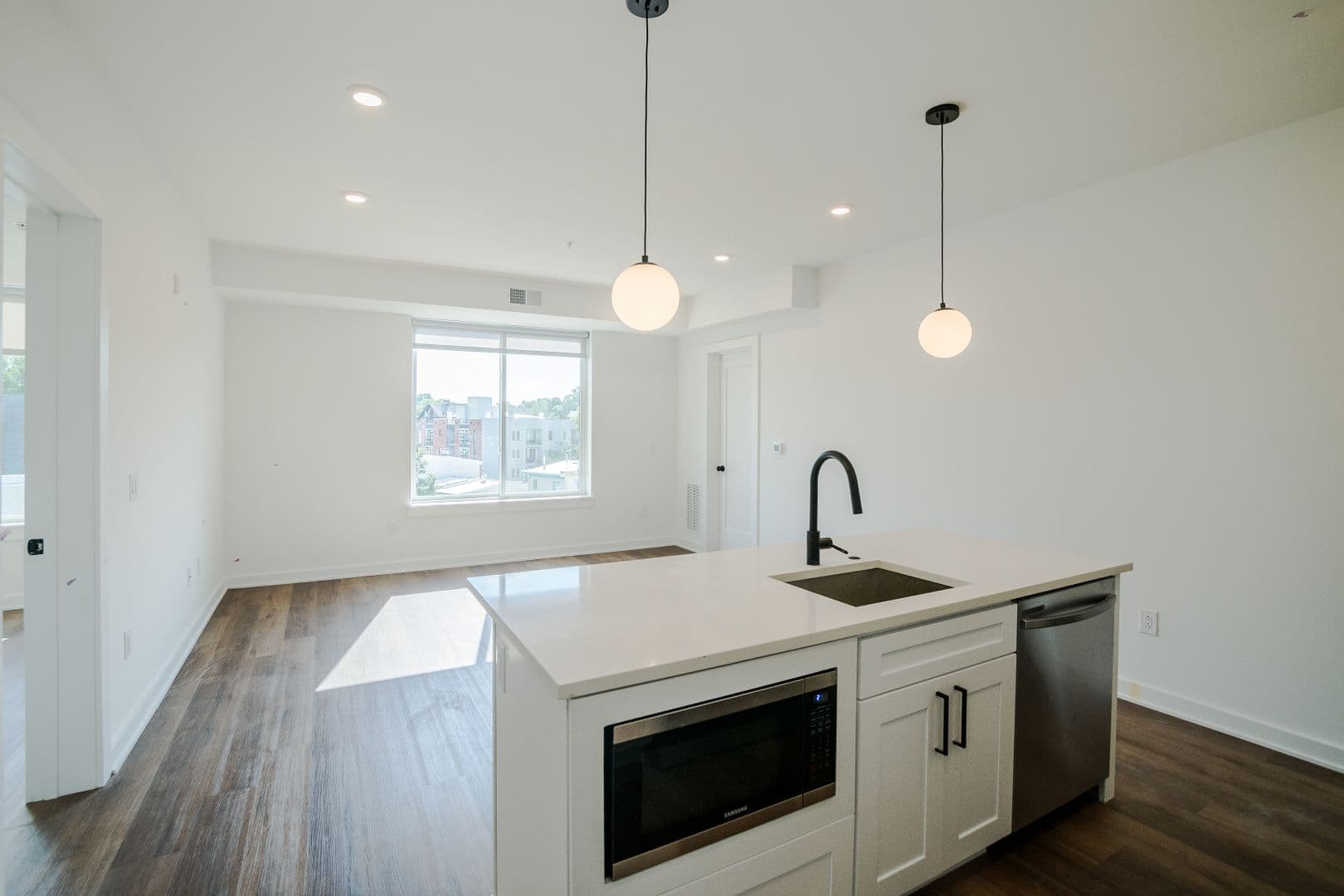 Philadelphia Apartment: 5904 Germantown Ave
