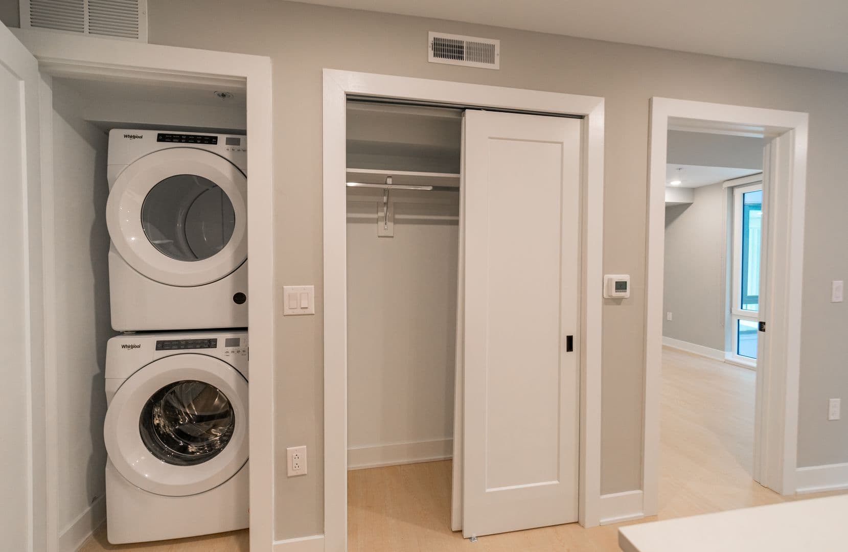 Philadelphia Apartment: 6604 Ridge Ave