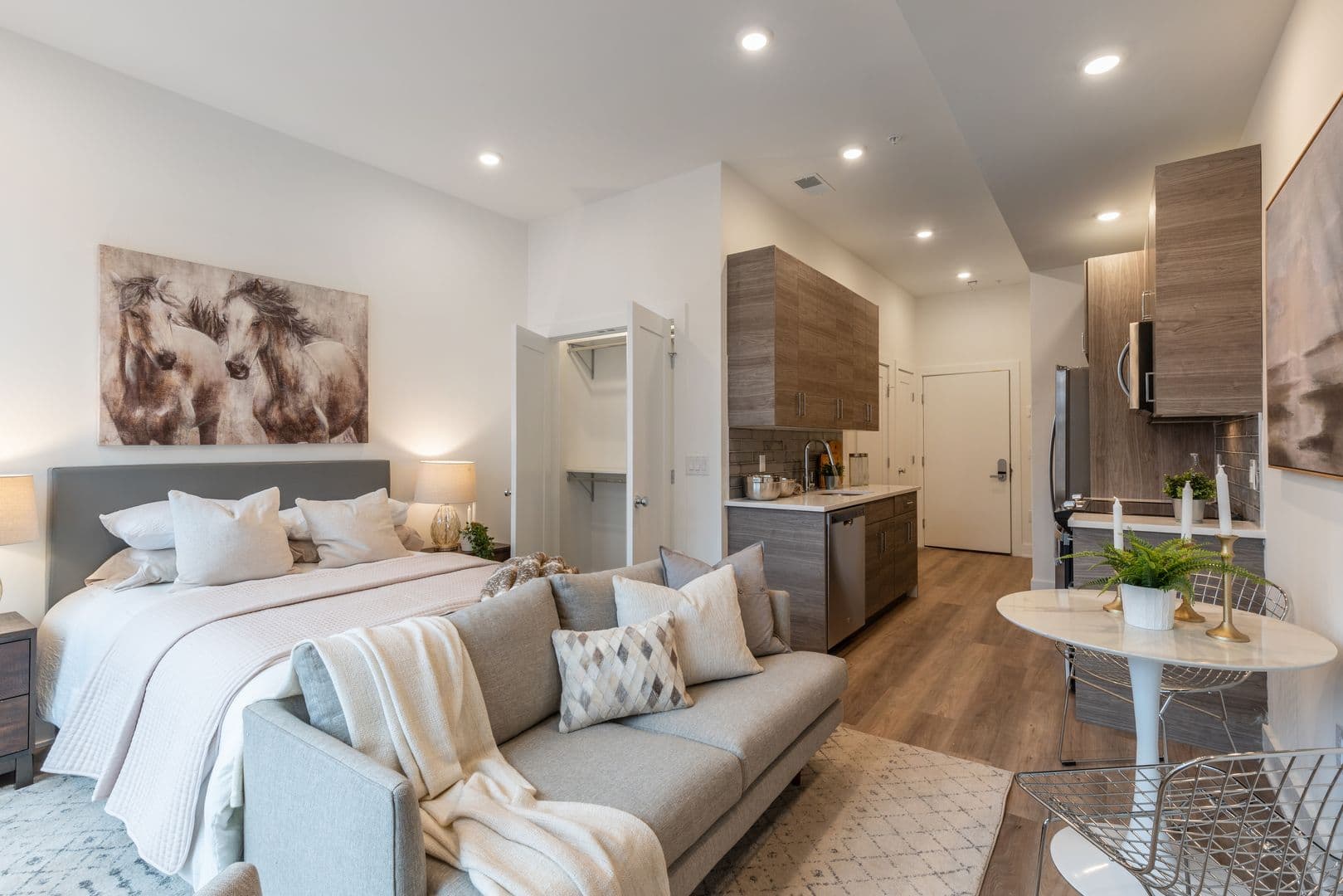 Philadelphia Apartment: 5545 Pulaski Avenue